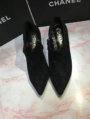 CHANEL Stiletto heel Shoes Women--001